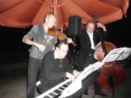 Trio Horn-Prwe-Wei
