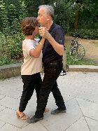 b_200816_065pg